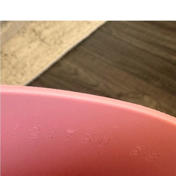 Gucci Pink Monogram Rubber Slide Mule Sandals Sz 8 - Picture 4 of 10